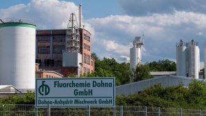 Man sieht das Produktionsgelände von Flourchemie Dohna GmbH.
