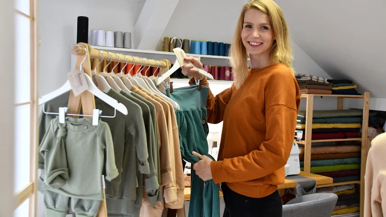 Liane Mörtl in ihrem Atelier in Radeberg.