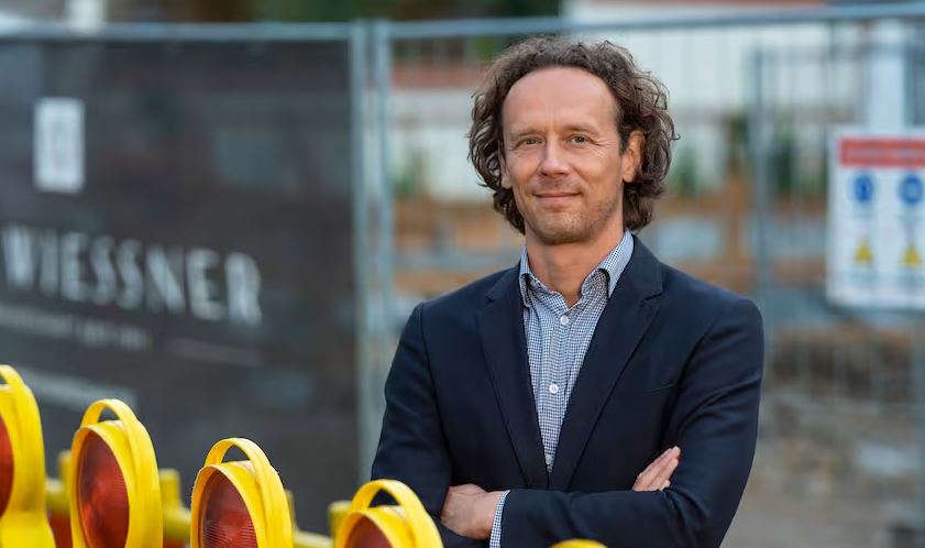 Man sieht Frank Wießner