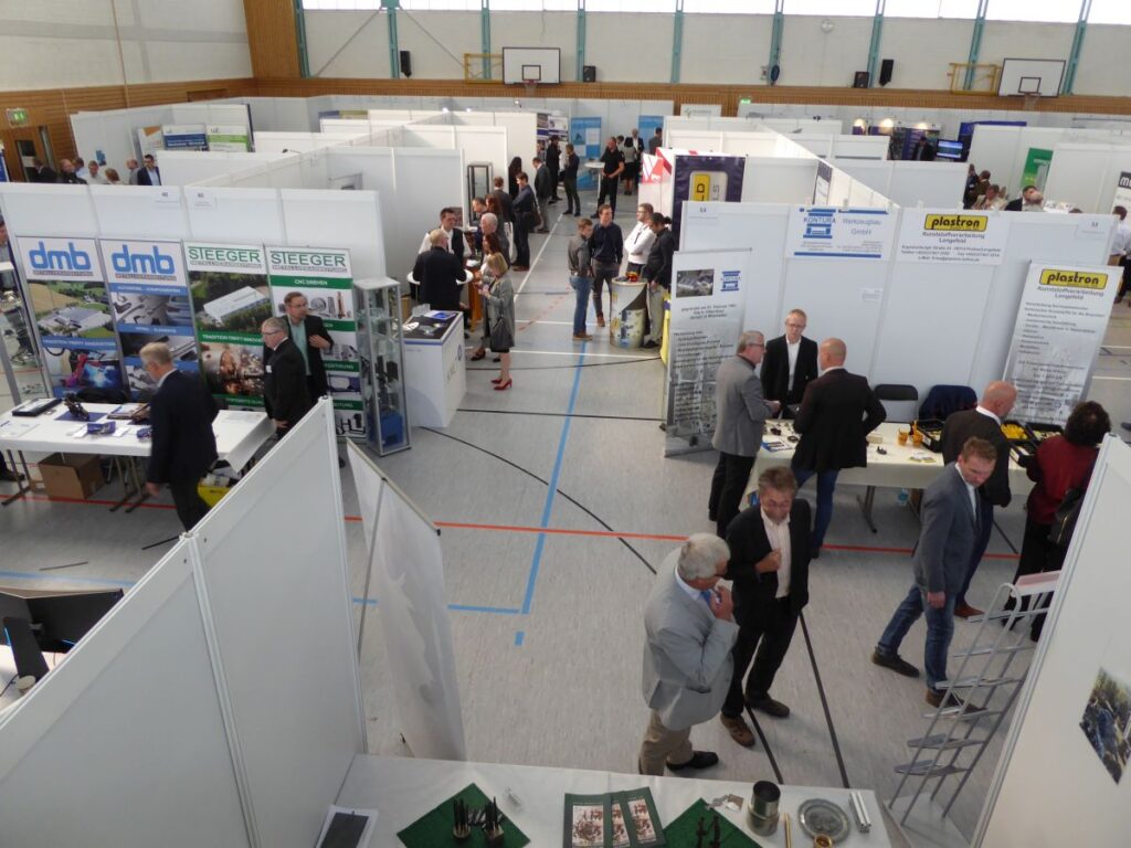 Blick in eine Messehalle