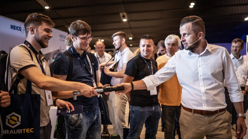 Die Live-Zone hat im polnischen Kattowitz hohen Andrang gefunden. Auch in Dresden können sich die Teilnehmer am 5. November 2025 von diesem Format selbst überzeugen. (C) Przemek Pasnik www.przemekpasnik.pl